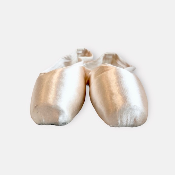 Grishko Ulanova Pointe Shoe 5 X M - Picture 4 of 9